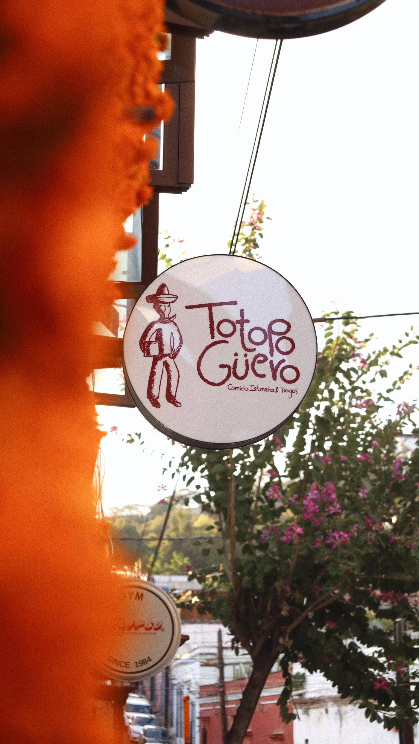 Totopo Güero — fachada